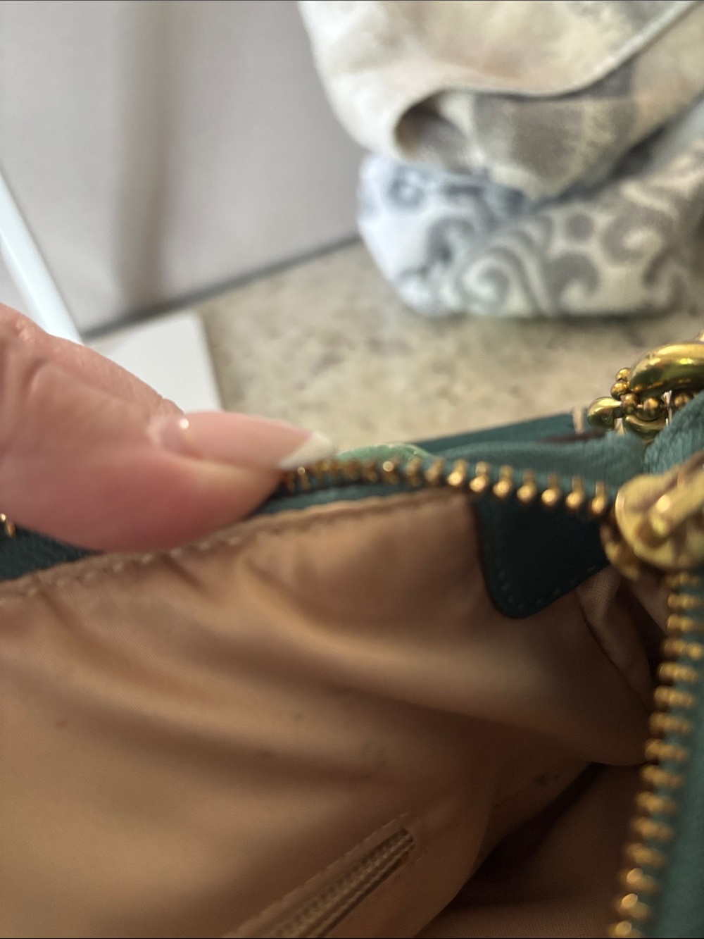 Coach Vintage Teal Leather Shoulder Bag with Front Pockets - Picture 10 of 15